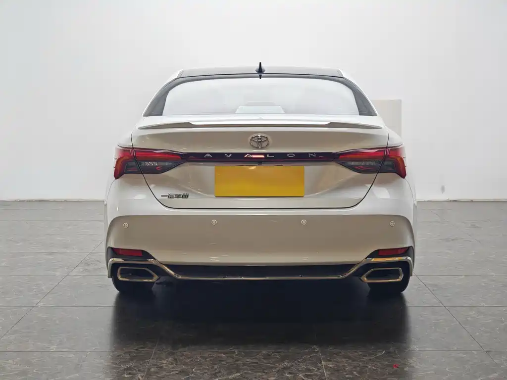 Toyota Avalon 2.5L Luxury Edition, фото 6