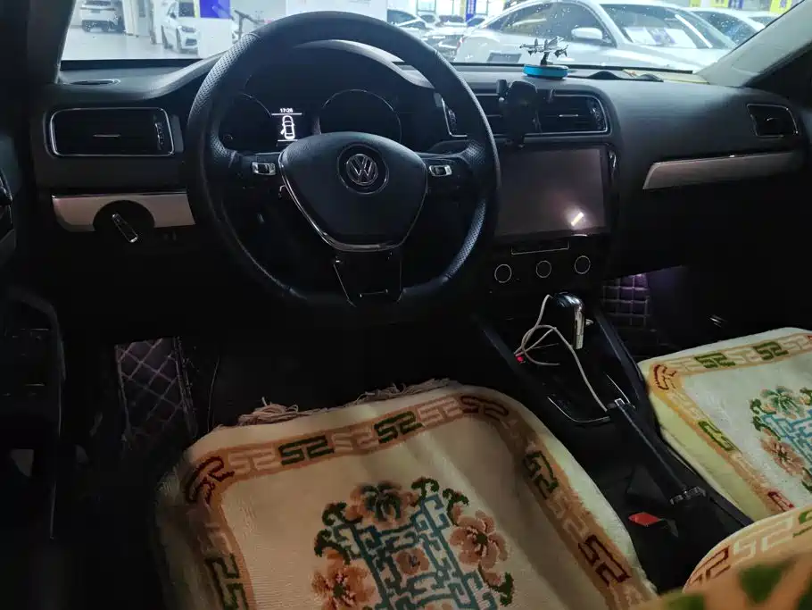 Volkswagen Sagitar — миниатюра 12