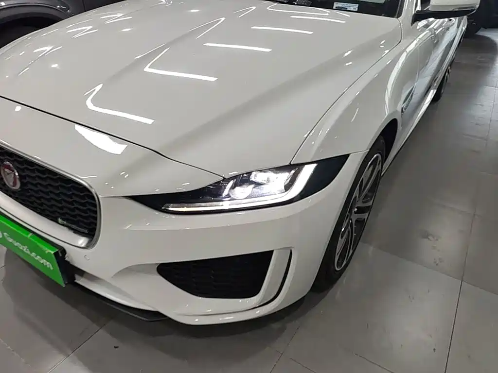 Jaguar XEL — миниатюра 24