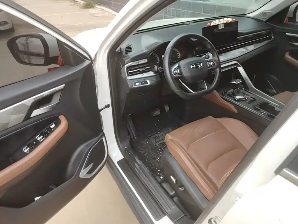 Geely Vision X6 — миниатюра 16