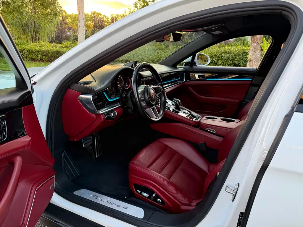 Porsche Panamera Hybrid — миниатюра 7