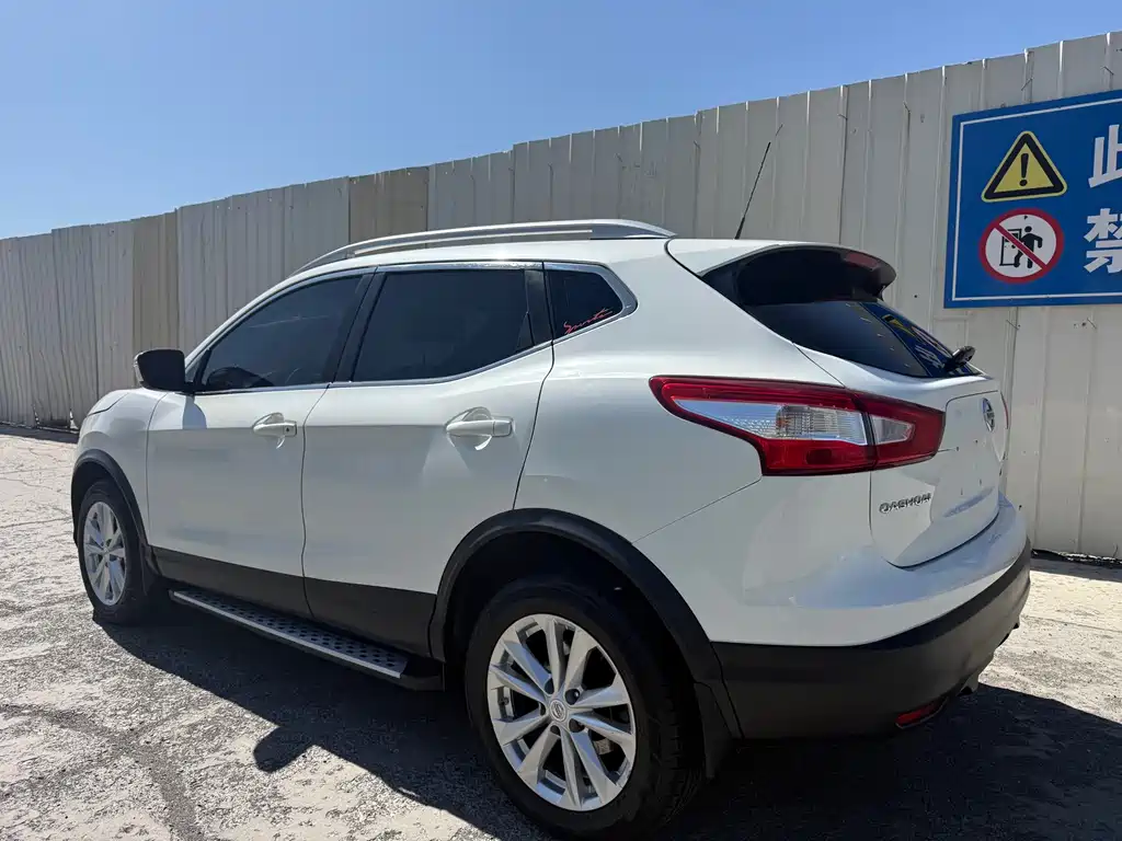 Nissan Qashqai — миниатюра 7
