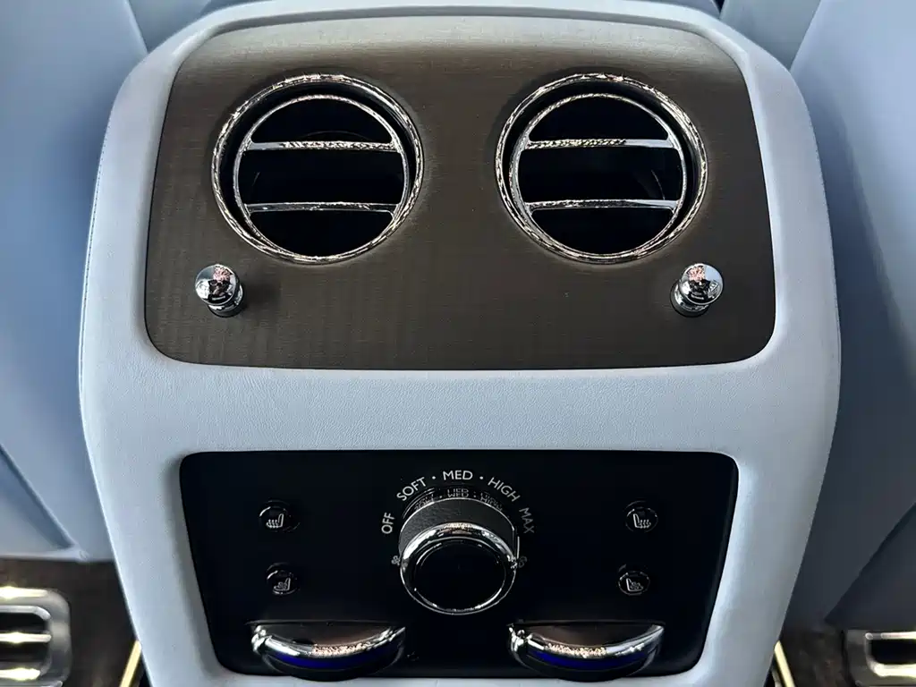Rolls-Royce Ghost — миниатюра 19