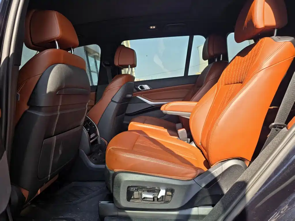 BMW X7 — миниатюра 9