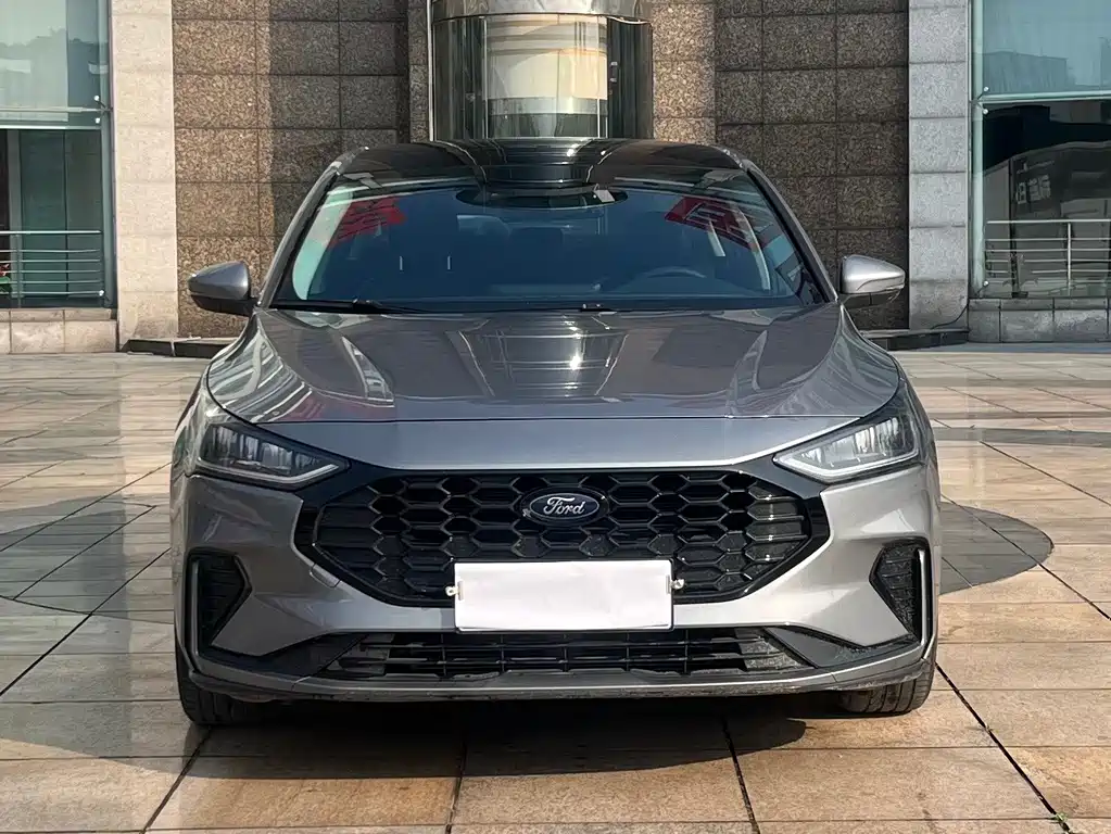FORD FOX