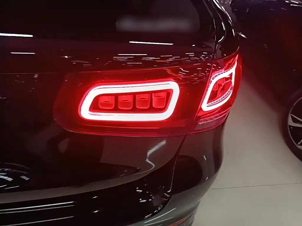 Mercedes-Benz GLC — миниатюра 8
