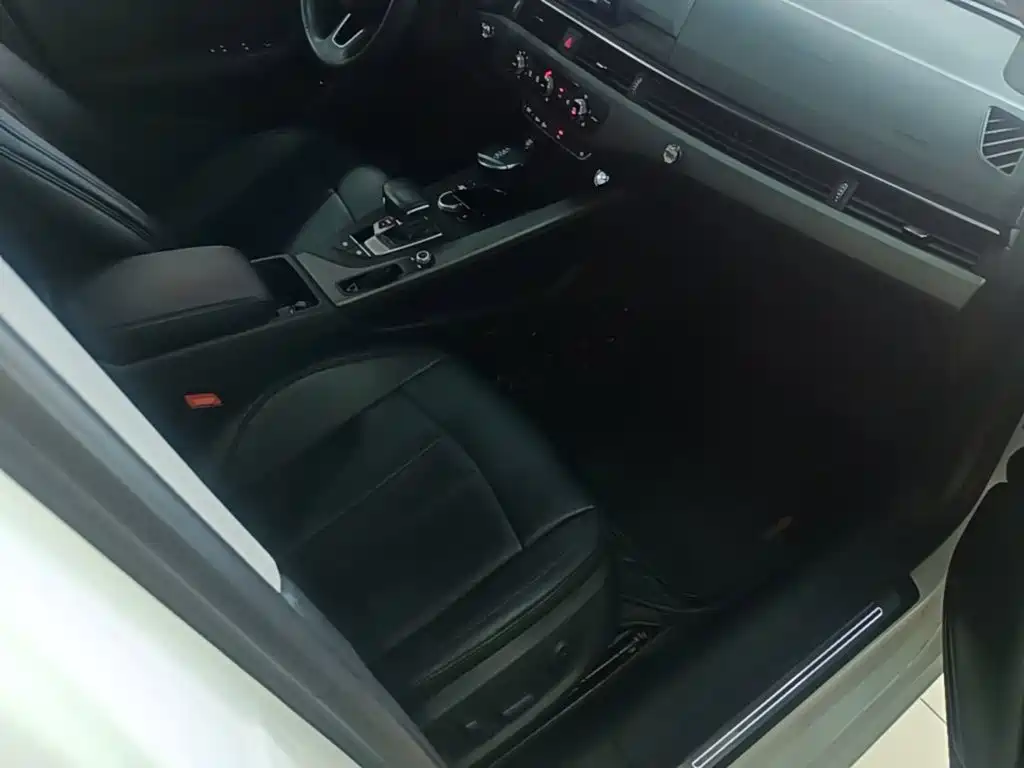 Audi A4L — миниатюра 25