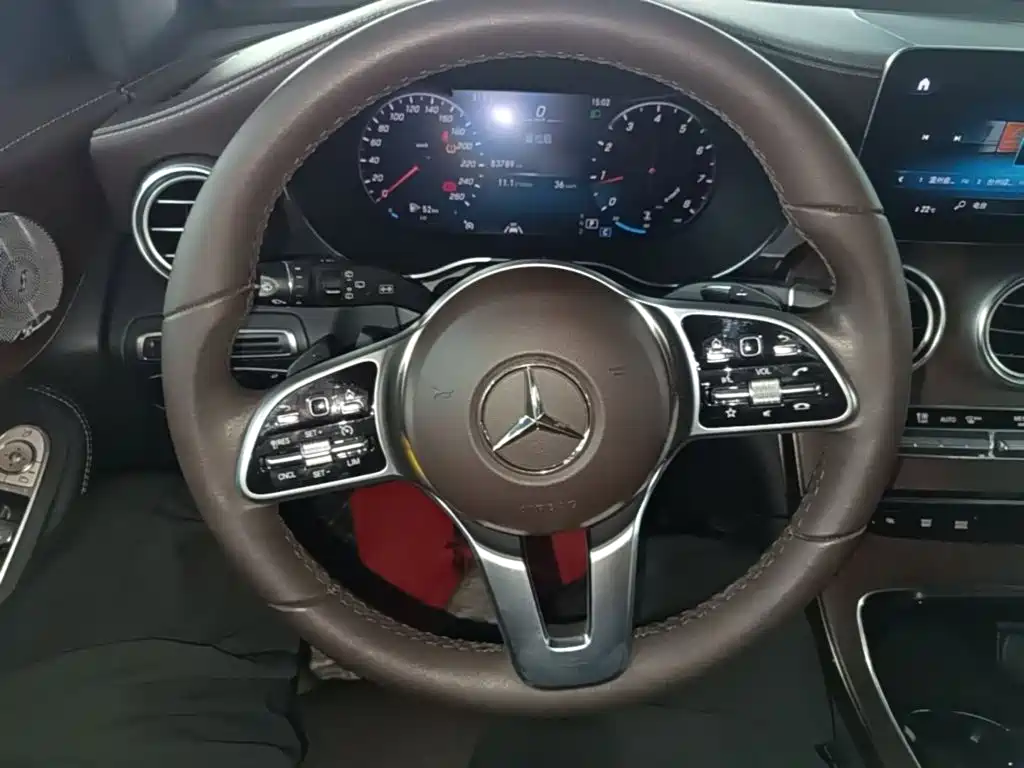 Mercedes-Benz GLC — миниатюра 11