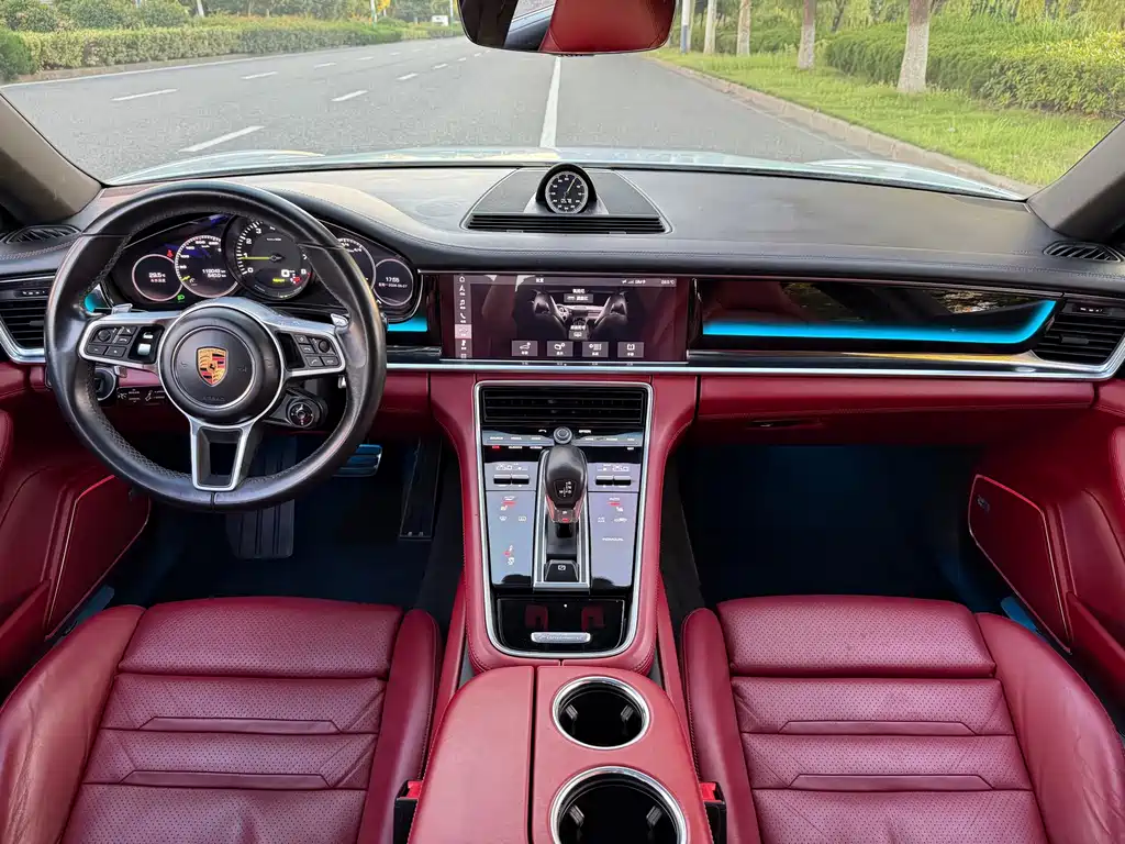 Porsche Panamera Hybrid — миниатюра 12
