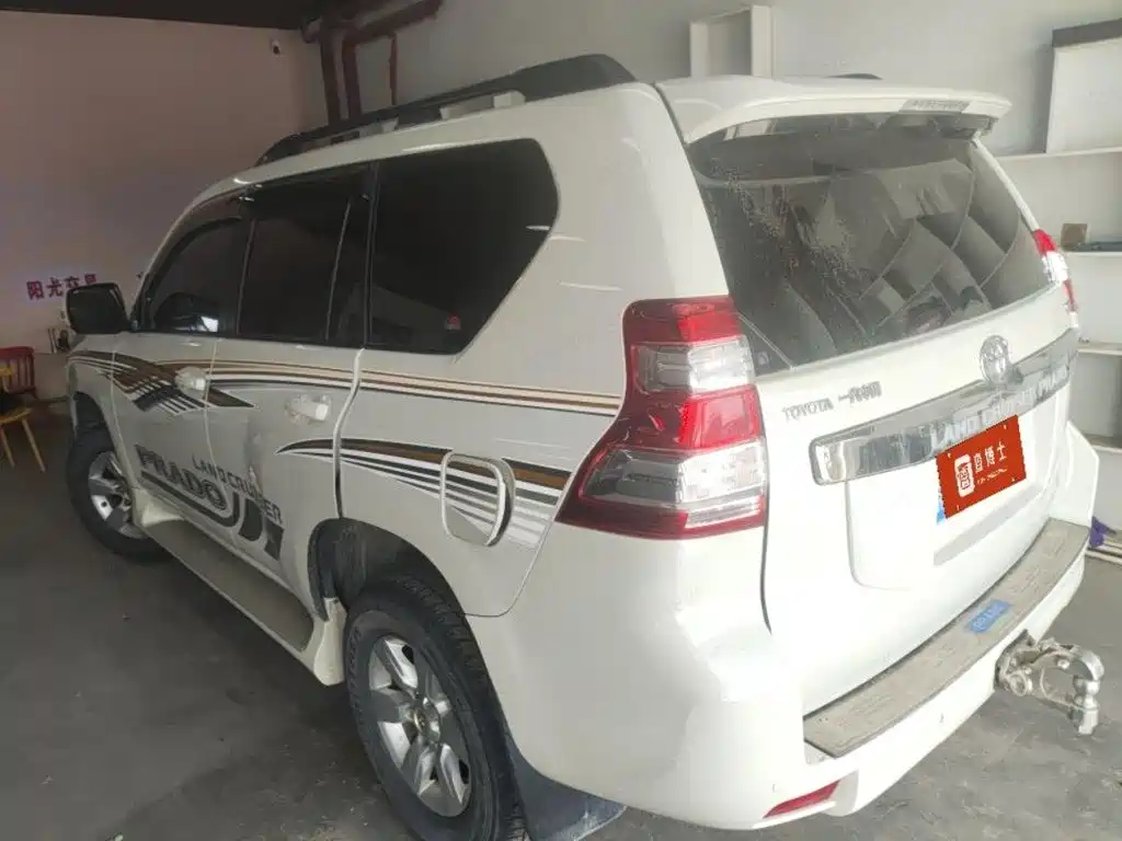Toyota Prado — миниатюра 8
