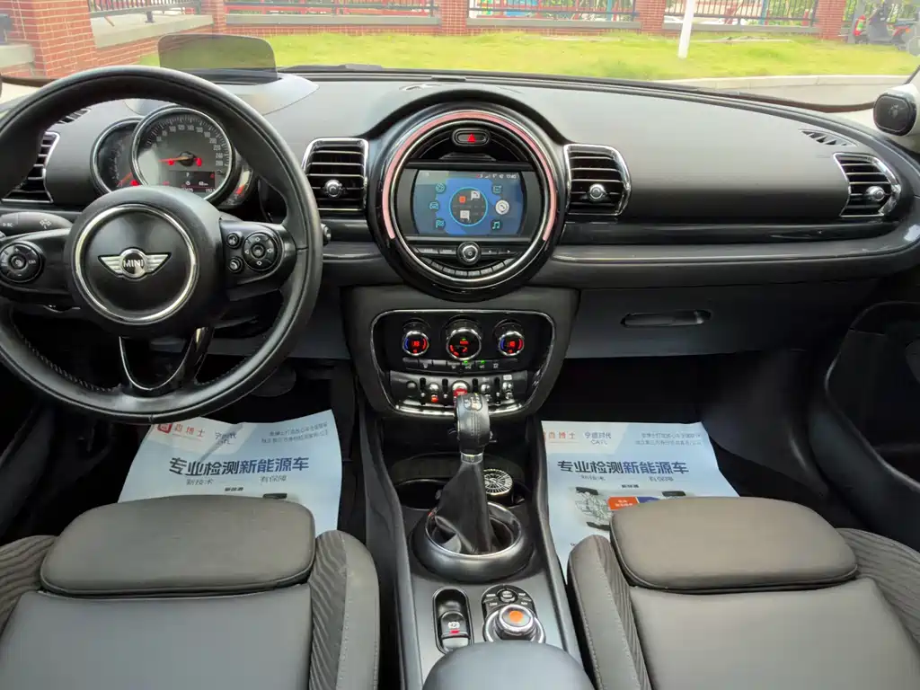 MINI Mini Clubman — миниатюра 10