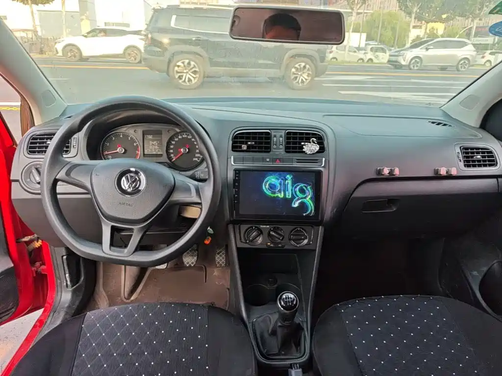 Volkswagen Polo — миниатюра 10