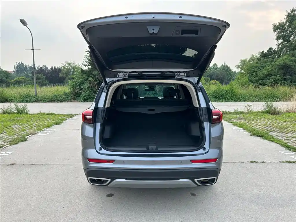 Buick Envision Plus Plus 2022 Plus 652T мест Luxury
