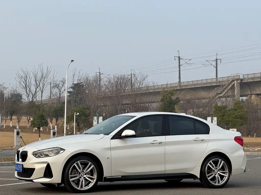 BMW 1 Series 2020