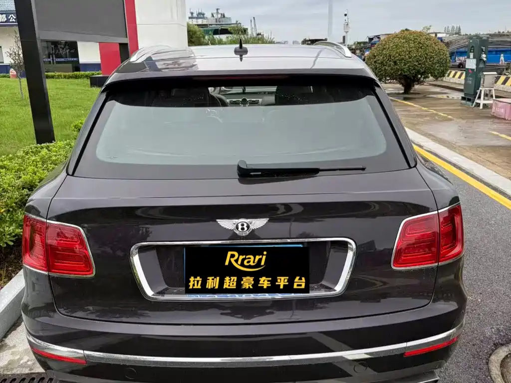 Bentley Bentayga 2016 6.0T Standard