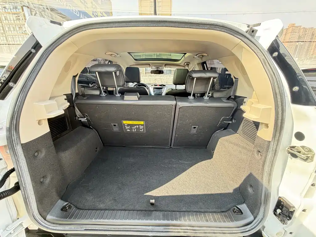BYD Yuan EV — миниатюра 15