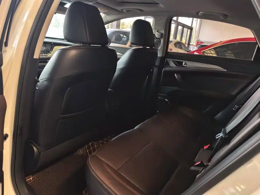 Changan Eado — миниатюра 11