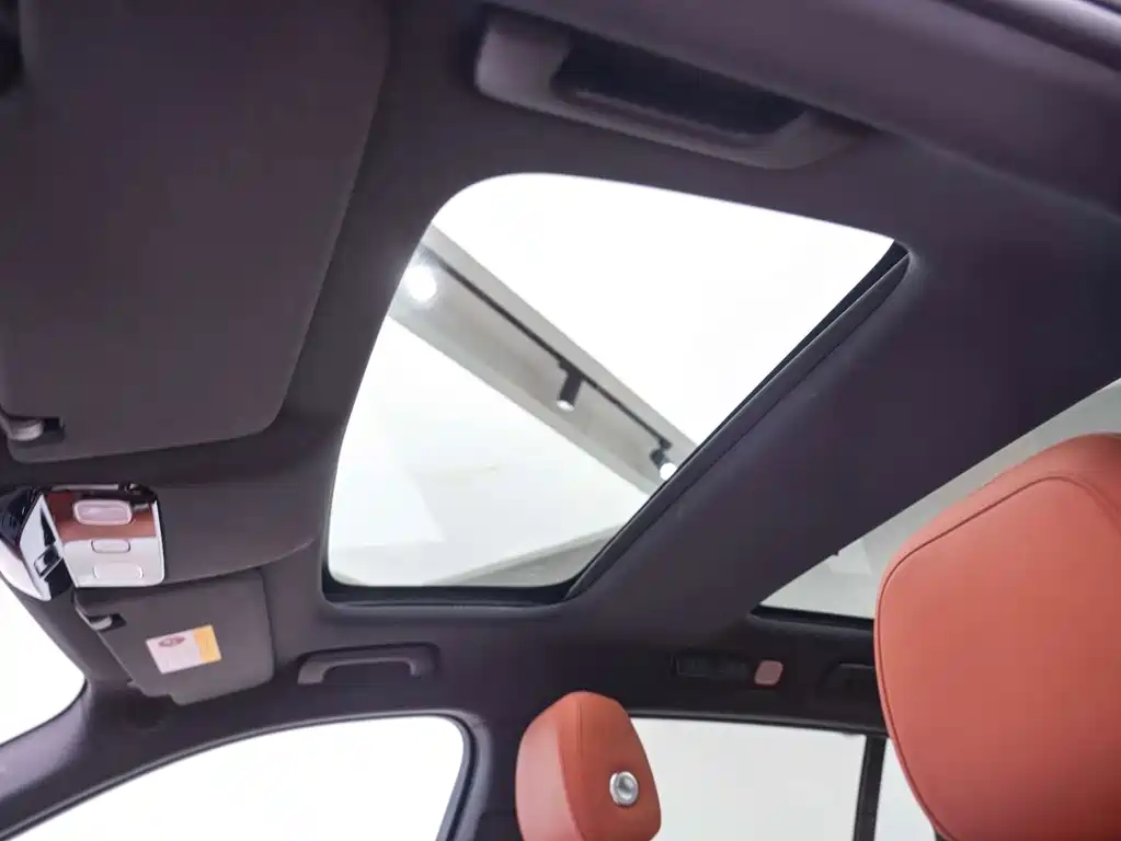 Li Auto Li L8 — миниатюра 11
