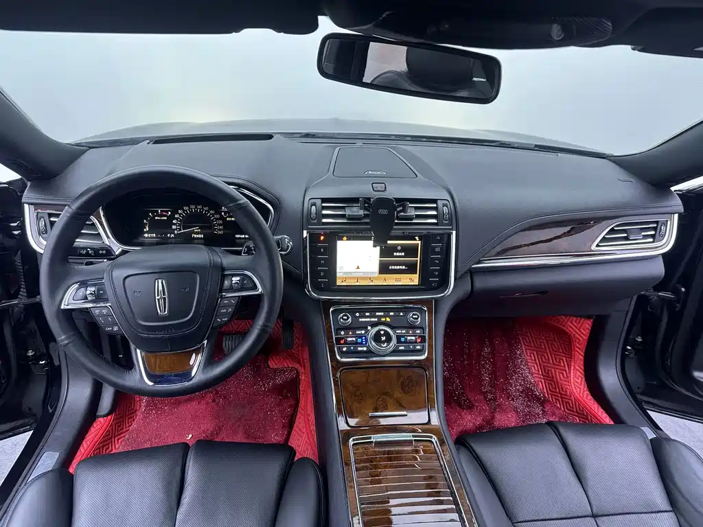 Lincoln Continental — миниатюра 25