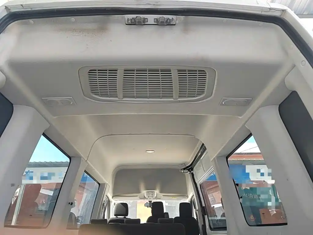 IVECO Ousheng — миниатюра 18