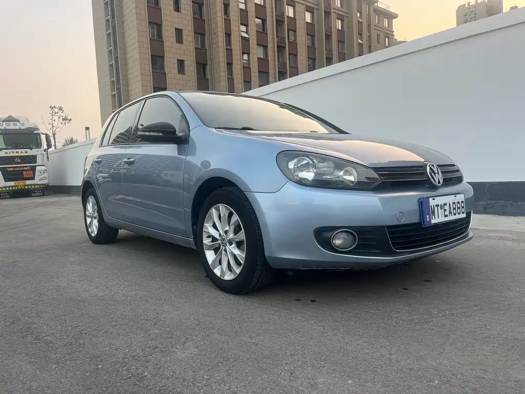 Volkswagen Golf — миниатюра 3