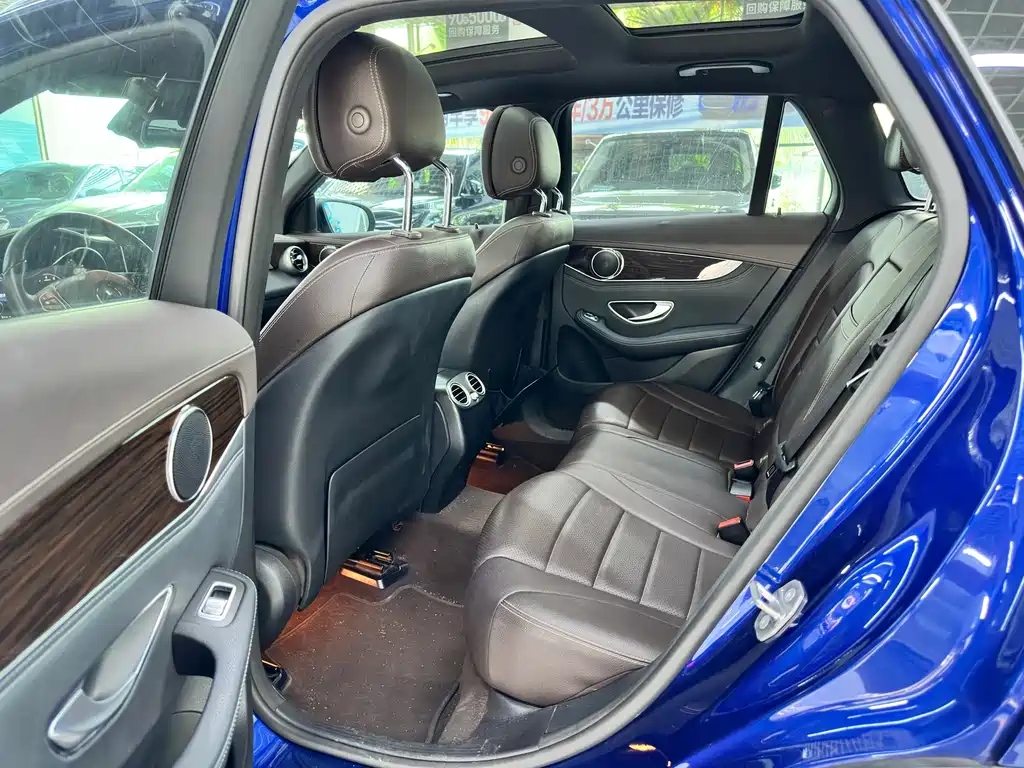 Mercedes-Benz GLC — миниатюра 10