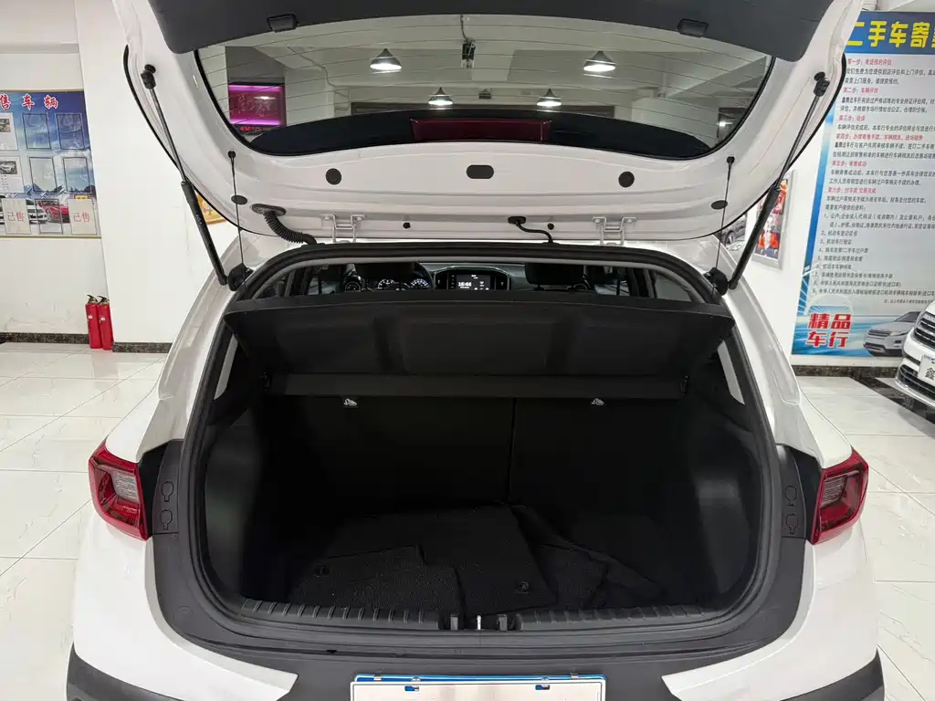 Kia KX1 1.4L CVT Sunroof Model, фото 17