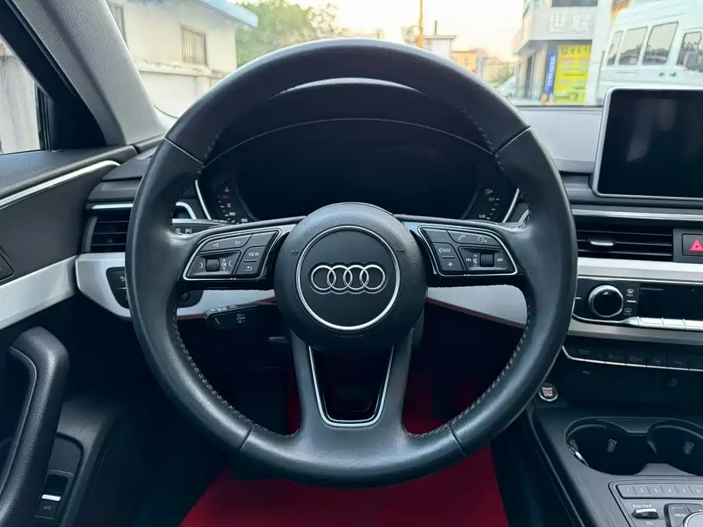 Audi A4L — миниатюра 7