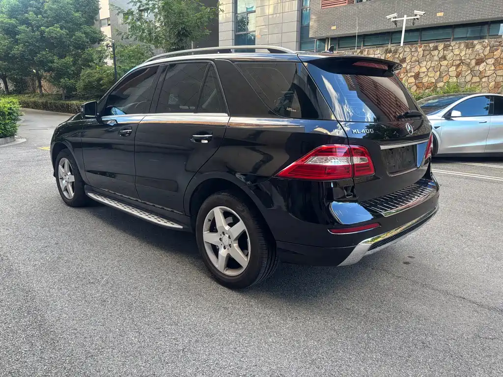 Mercedes-Benz M-Class — миниатюра 22
