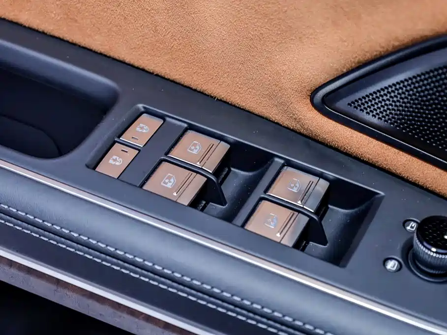 Audi A8 — миниатюра 27