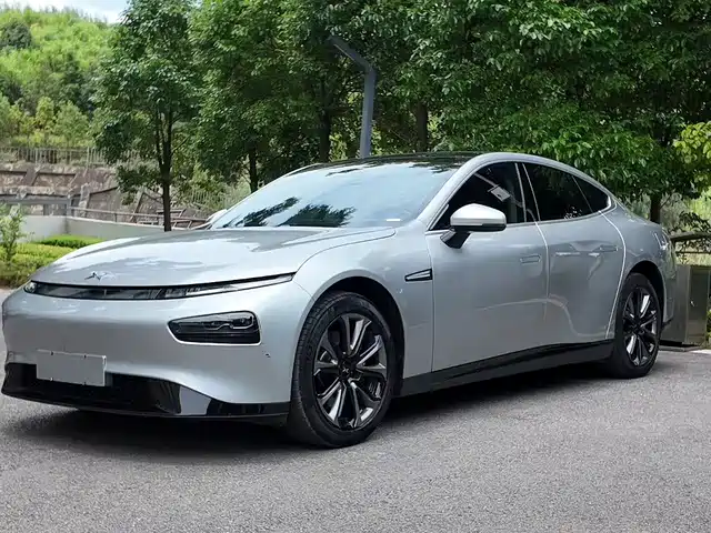 2022 Xpeng P7