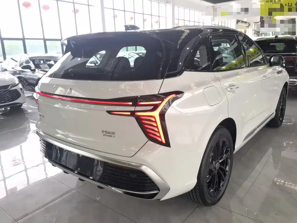 Hongqi HS3 PHEV 2025 117km PLUS