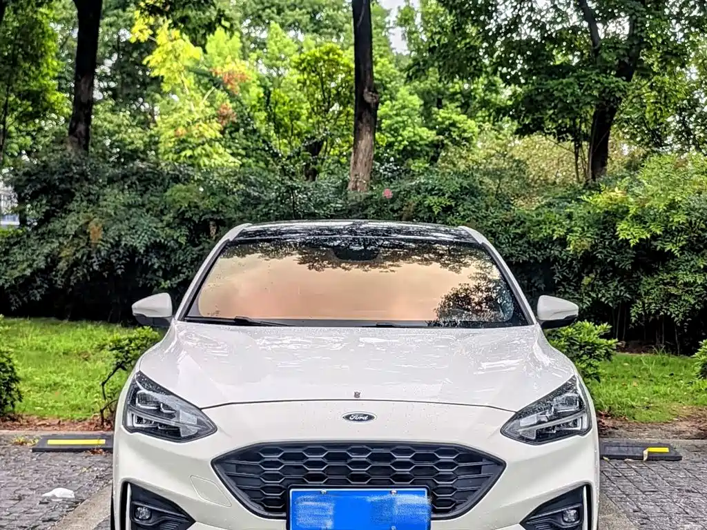 Ford Focus — миниатюра 13