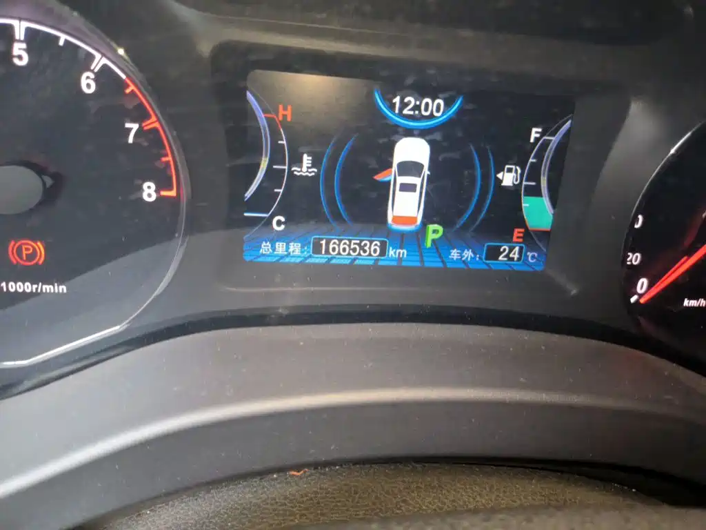 BYD Song — миниатюра 5