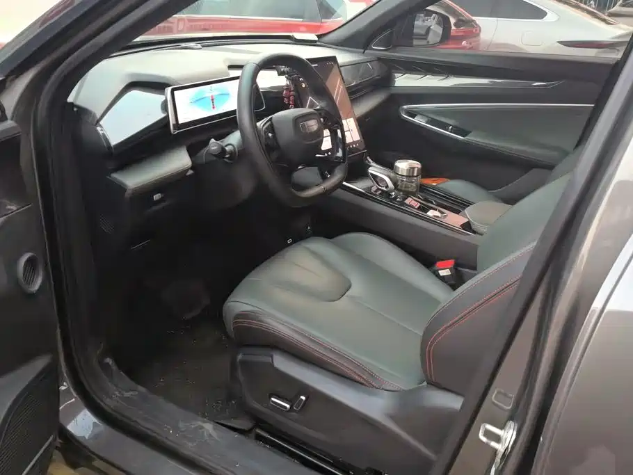 Geely Boyue — миниатюра 9