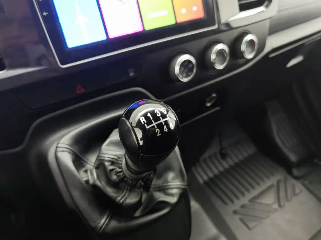 JMC JMC Fushun — миниатюра 13