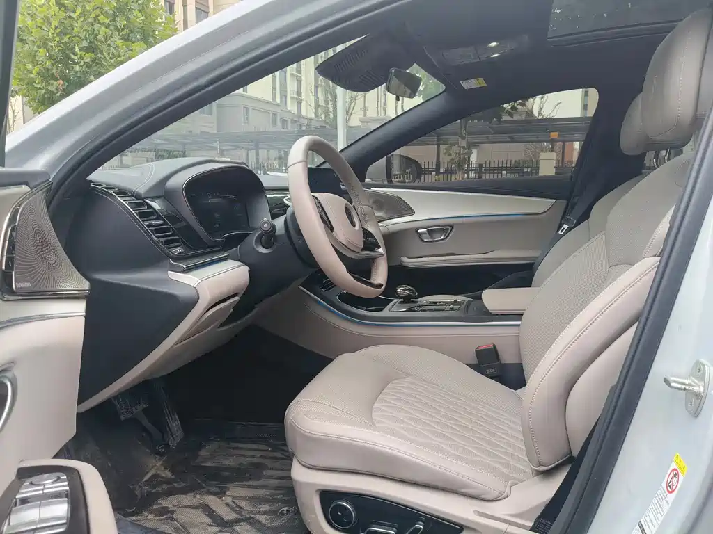 BYD Han — миниатюра 4