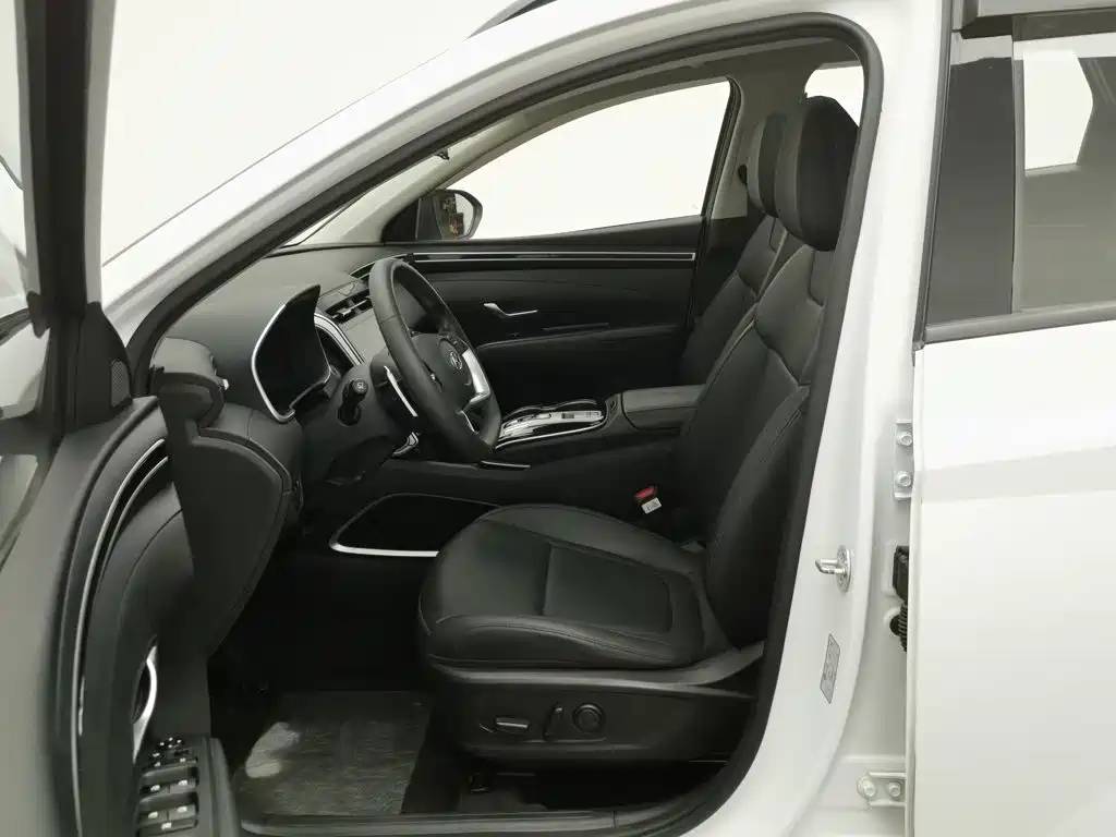 Hyundai Tucson — миниатюра 10