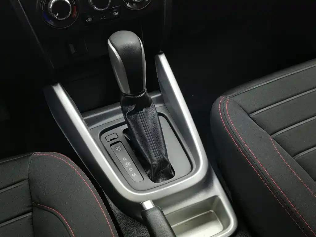Suzuki Vitara — миниатюра 13