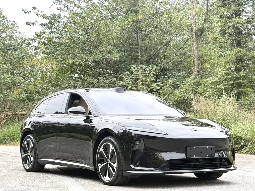 NIO NIO ET5T