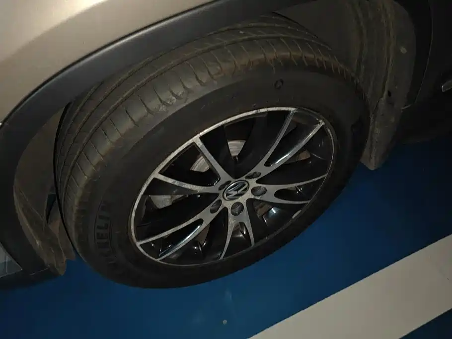 Volkswagen Tiguan — миниатюра 6