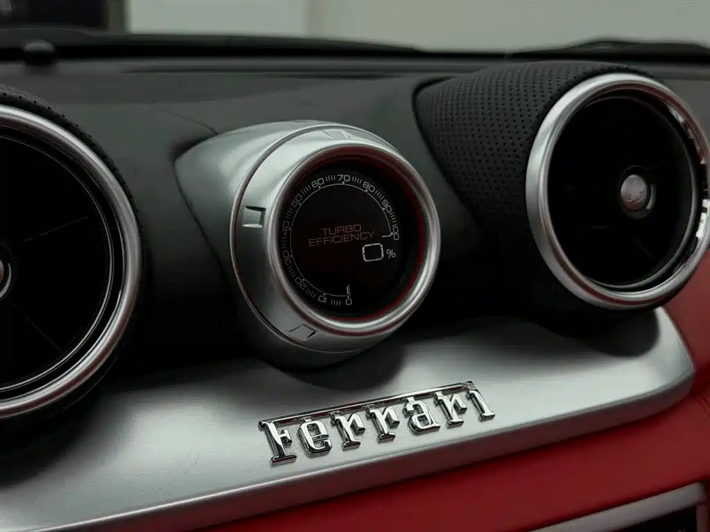 Ferrari California T 2015 3.9T