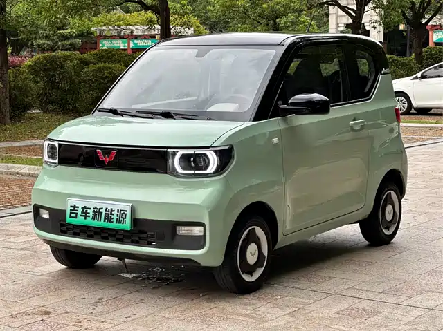 2022 Wuling Motors Hongguang Mini EV