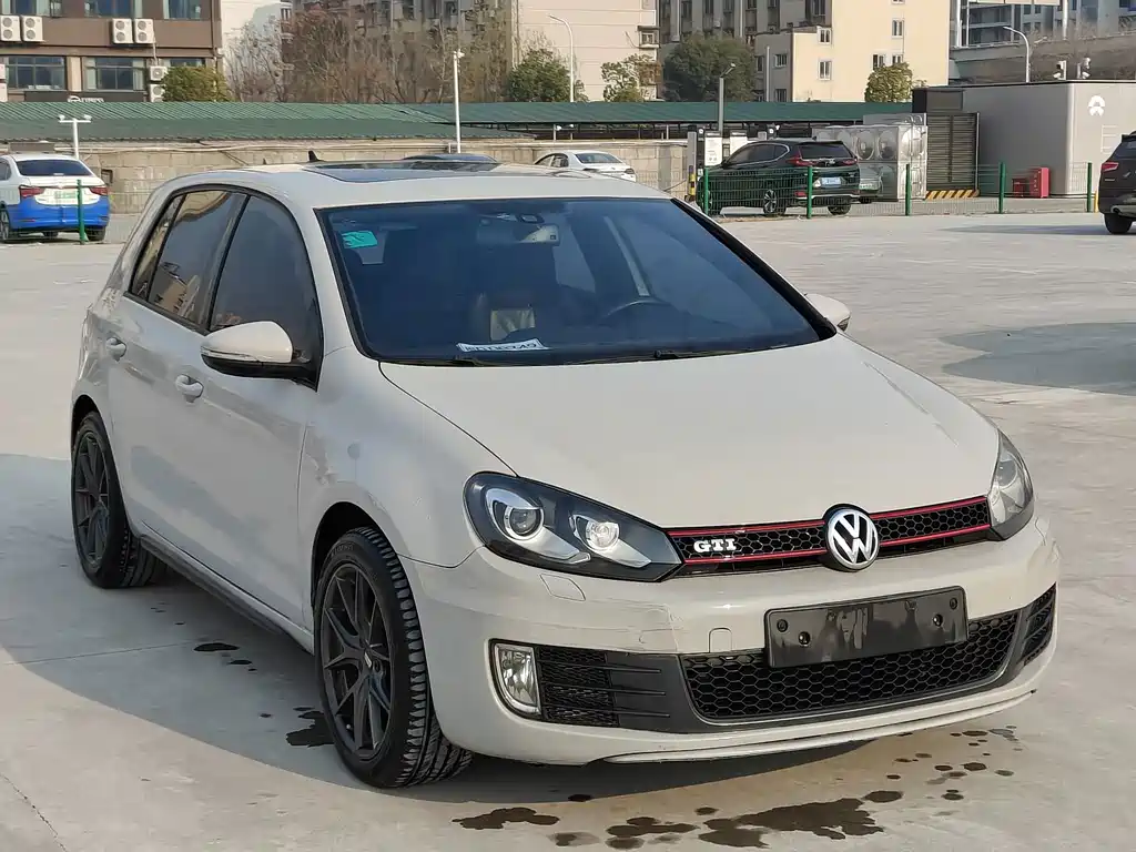 Volkswagen Golf GTI — миниатюра 3