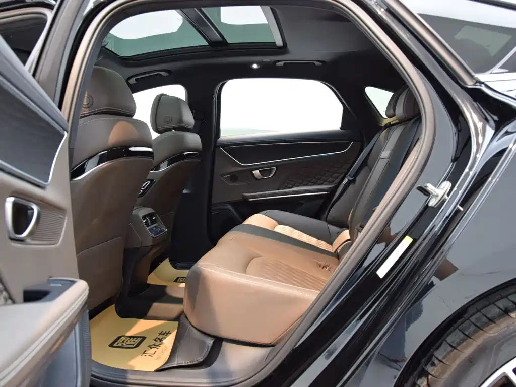 BYD Han 2022 DM-i 121KM Premium