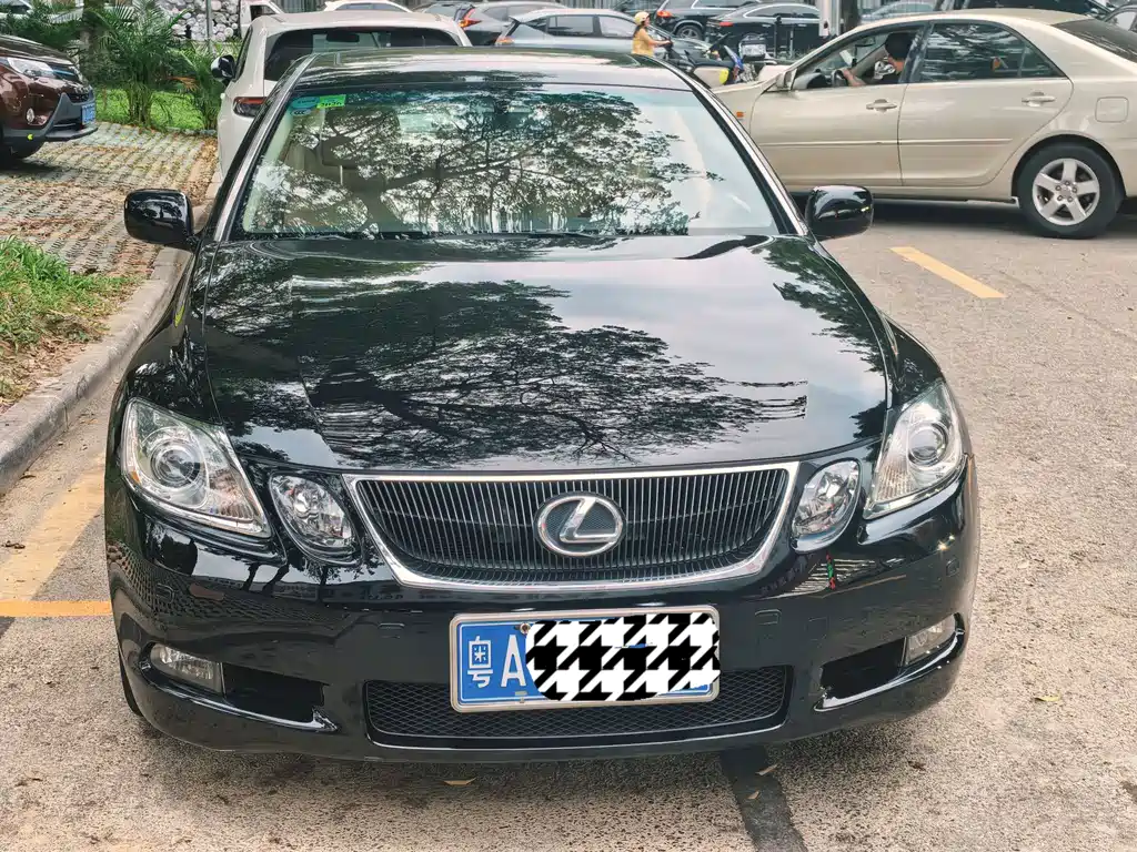Lexus GS — миниатюра 2