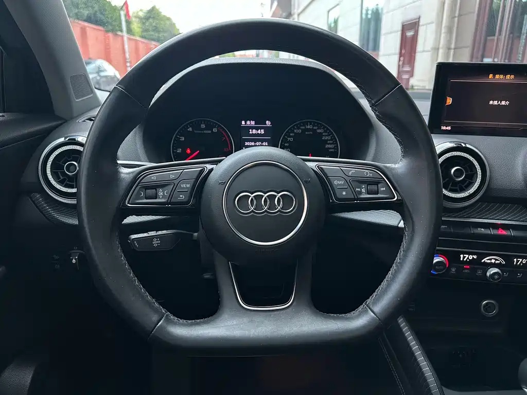 Audi Q2L 35 TFSI Fashion Dynamic Type, фото 8