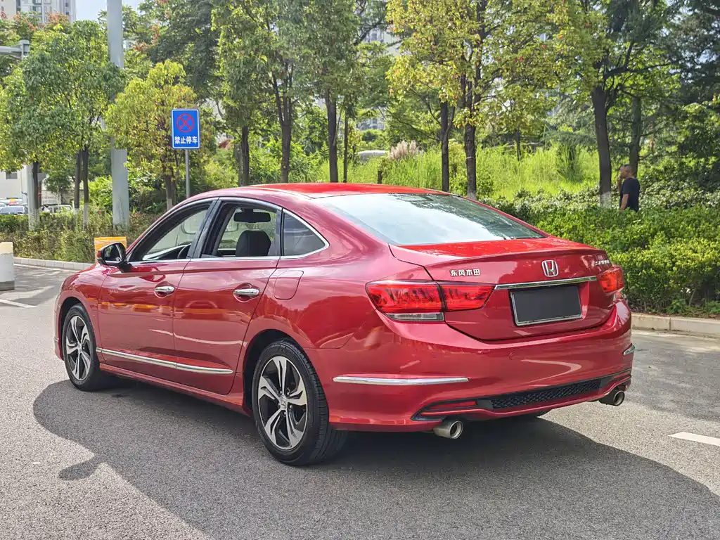 Honda Spirior — миниатюра 10