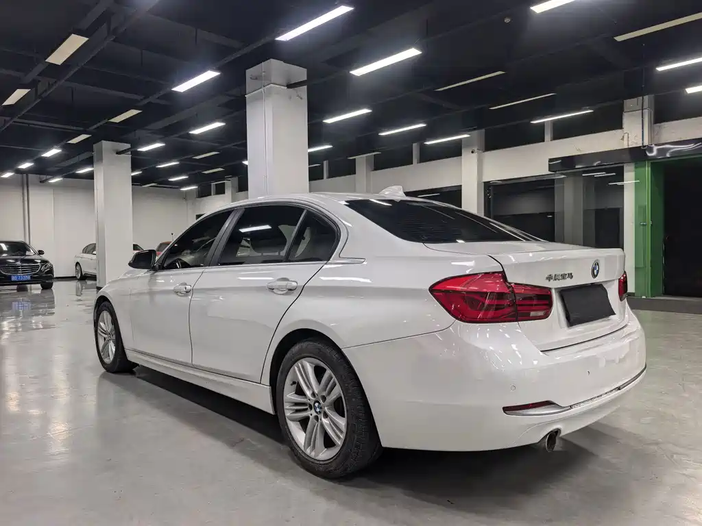 BMW 3 Series — миниатюра 3