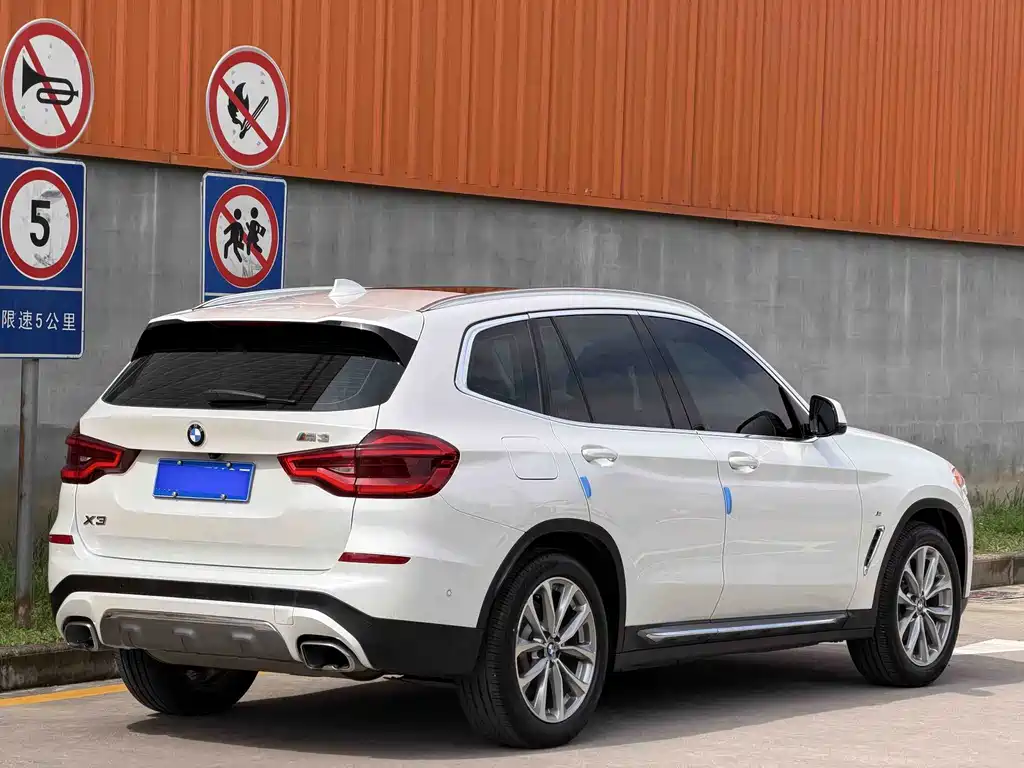 BMW X3 xDrive25i Luxury Package, фото 16